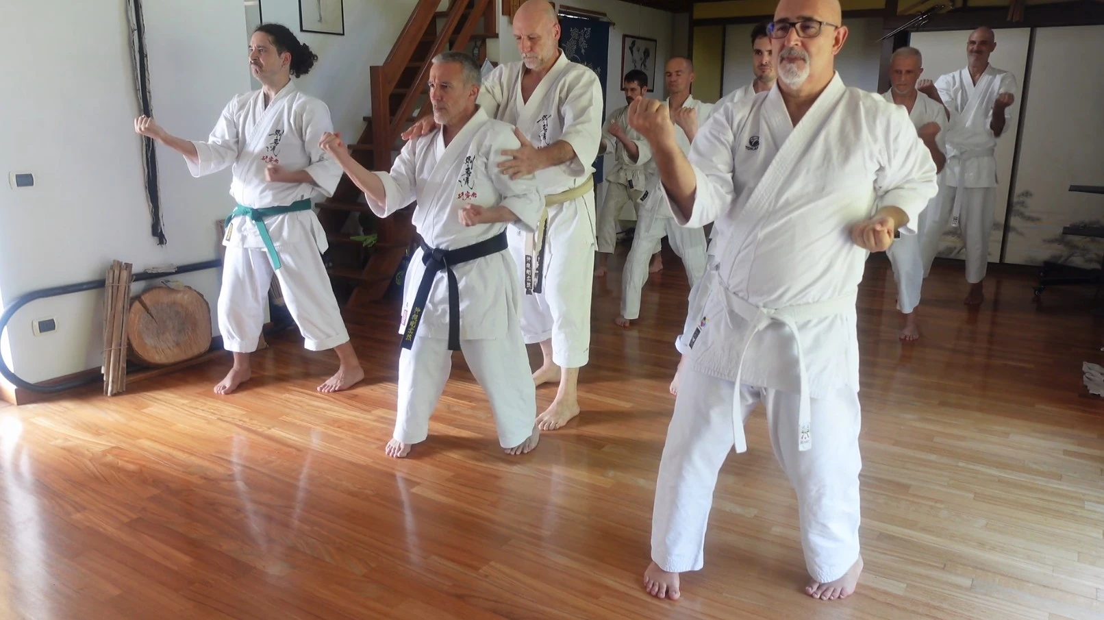 Dettagli del condizionamento e disciplina marziale nel Dojo a Padova